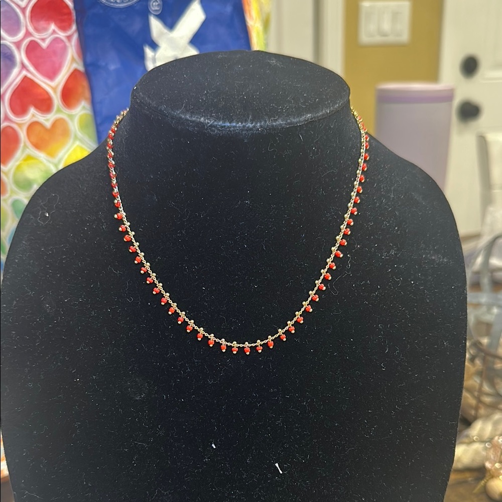 Dainty red necklace